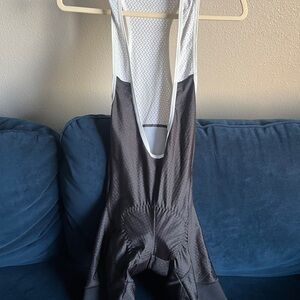 Angeles Creative Lux Bib Obsidian